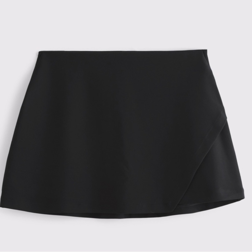 Abercrombie Black Mini Skort - Worn 1x